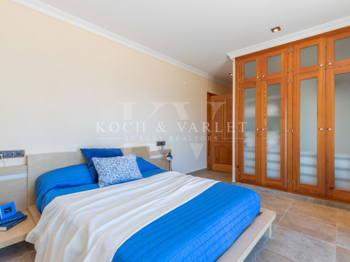 Image No.30-5 Bed Villa for sale