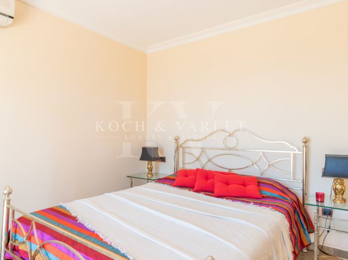 Image No.42-5 Bed Villa for sale