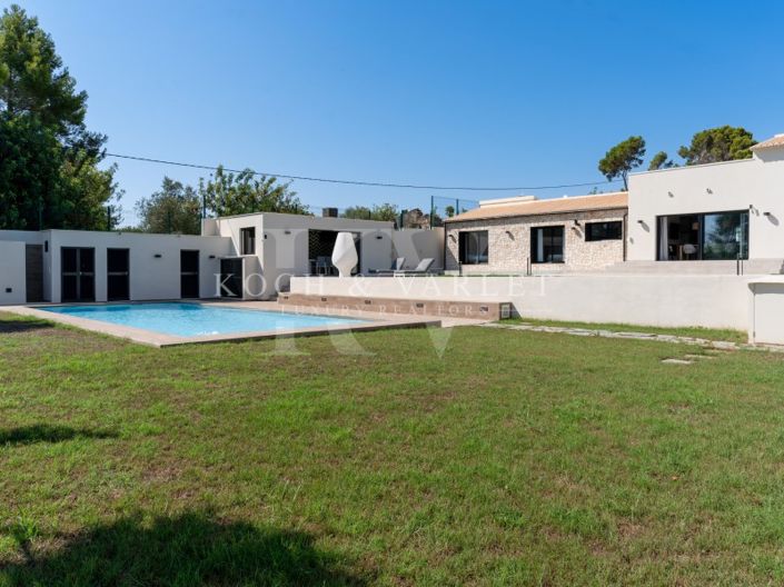 Image No.10-3 Bed Villa for sale