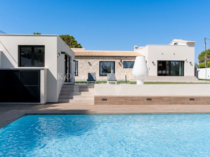 Image No.11-3 Bed Villa for sale