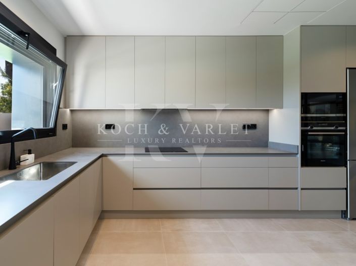 Image No.24-3 Bed Villa for sale