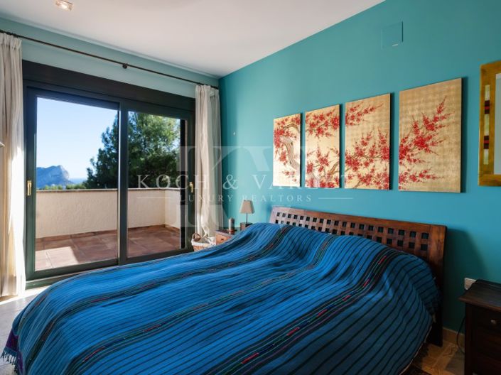 Image No.42-5 Bed Villa for sale