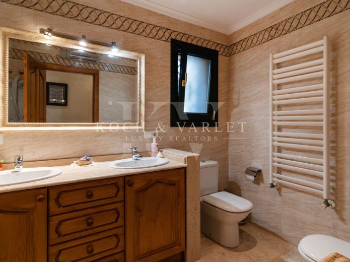 Image No.44-5 Bed Villa for sale