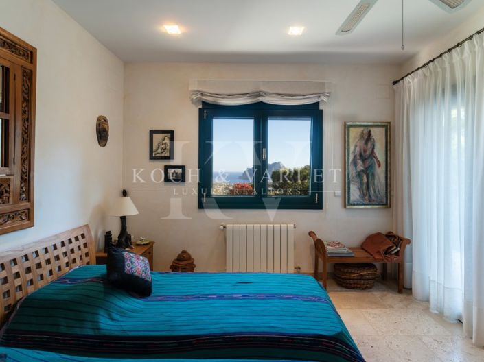 Image No.49-5 Bed Villa for sale