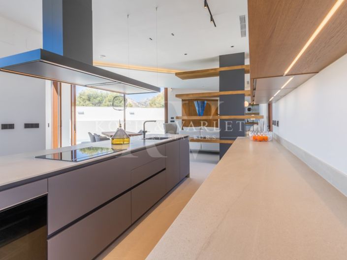 Image No.18-4 Bed Villa for sale