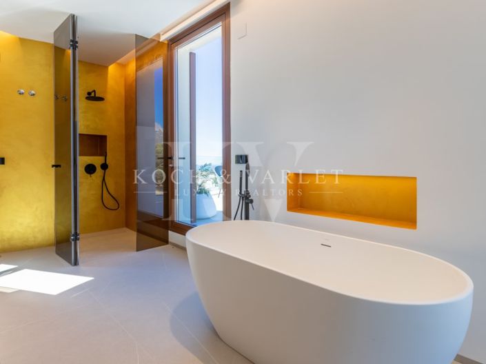 Image No.29-4 Bed Villa for sale