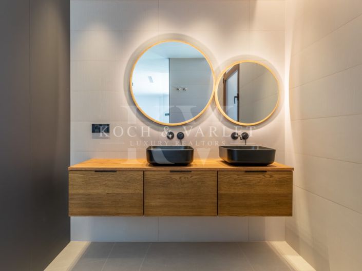 Image No.62-4 Bed Villa for sale