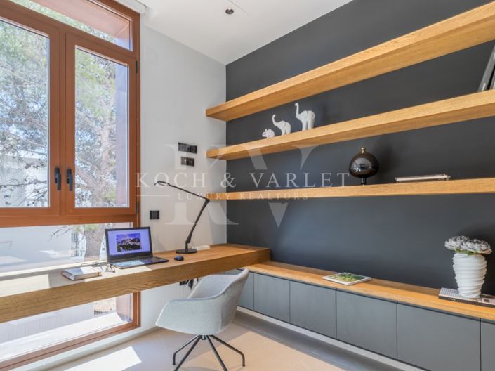 Image No.68-4 Bed Villa for sale