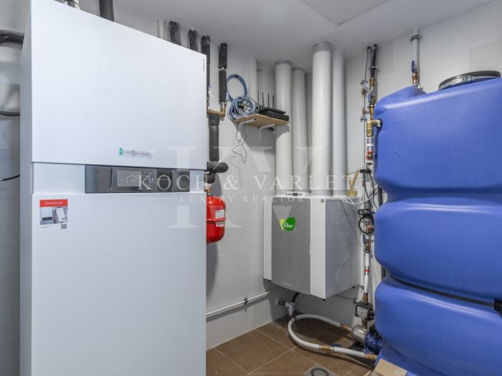 Image No.79-4 Bed Villa for sale