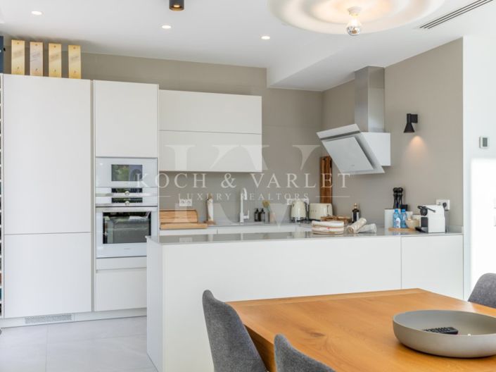 Image No.19-4 Bed Villa for sale