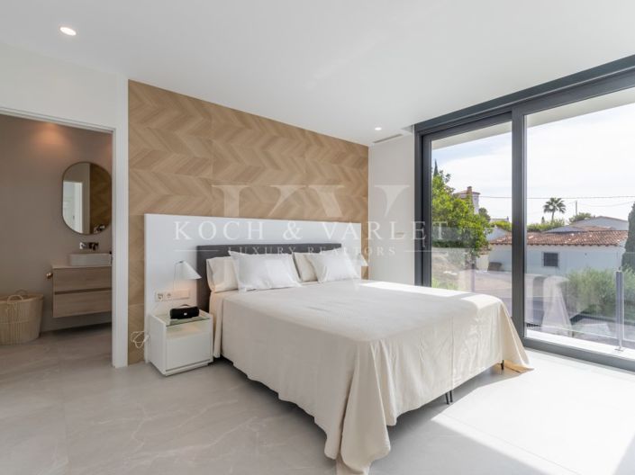 Image No.25-4 Bed Villa for sale