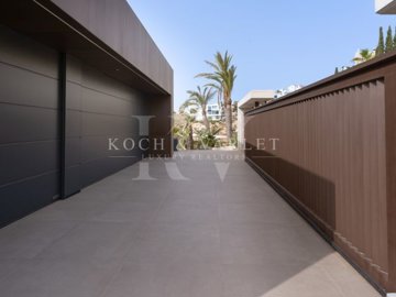 idd4a67f01-0000-0500-0000-00001371e21f