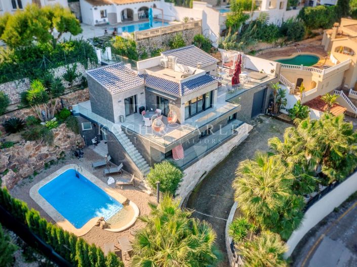 Image No.3-4 Bed Villa for sale