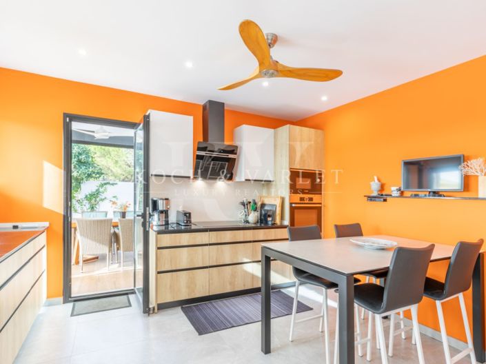 Image No.16-7 Bed Villa for sale