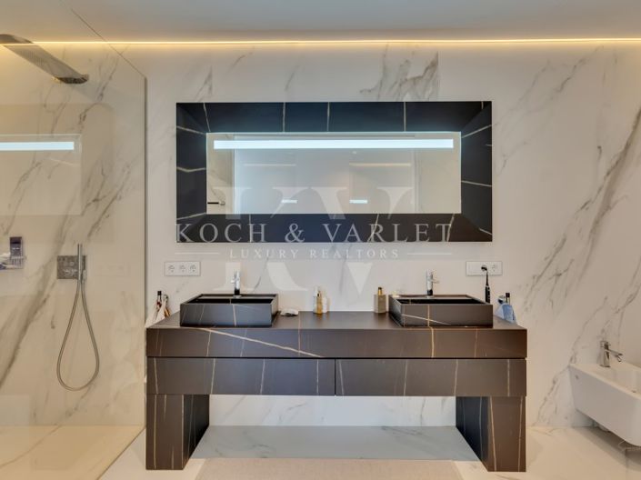 Image No.29-5 Bed Villa for sale