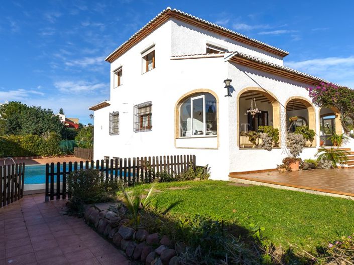 Image No.3-5 Bed Villa for sale