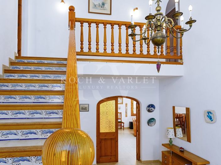 Image No.8-5 Bed Villa for sale