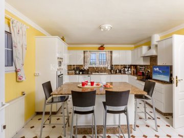 id91099a01-0000-0500-0000-00001570deac