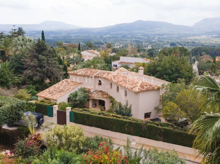 Image No.40-5 Bed Villa for sale