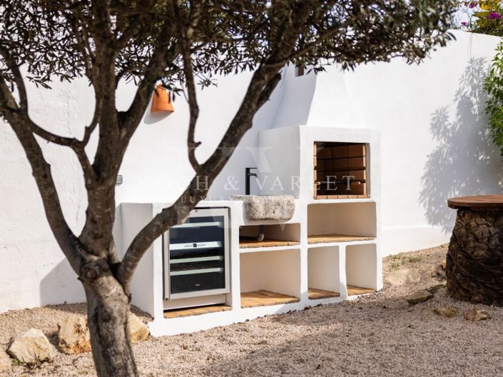 Image No.34-5 Bed Villa for sale