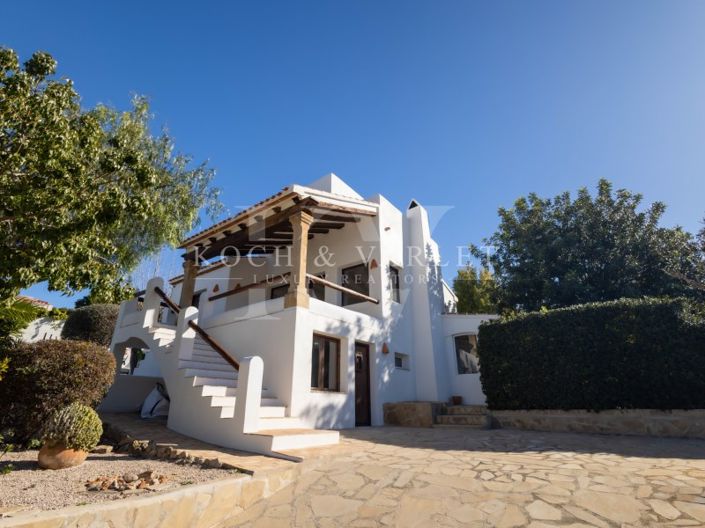 Image No.38-5 Bed Villa for sale