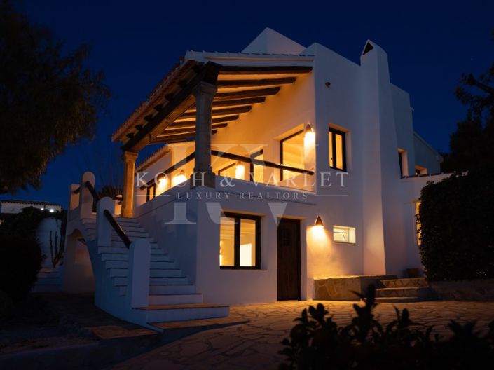 Image No.60-5 Bed Villa for sale