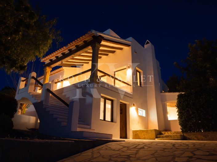 Image No.69-5 Bed Villa for sale