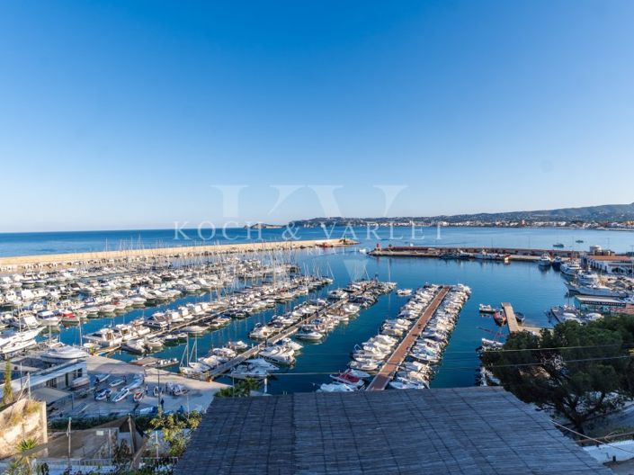 Image No.26-4 Bed Villa for sale