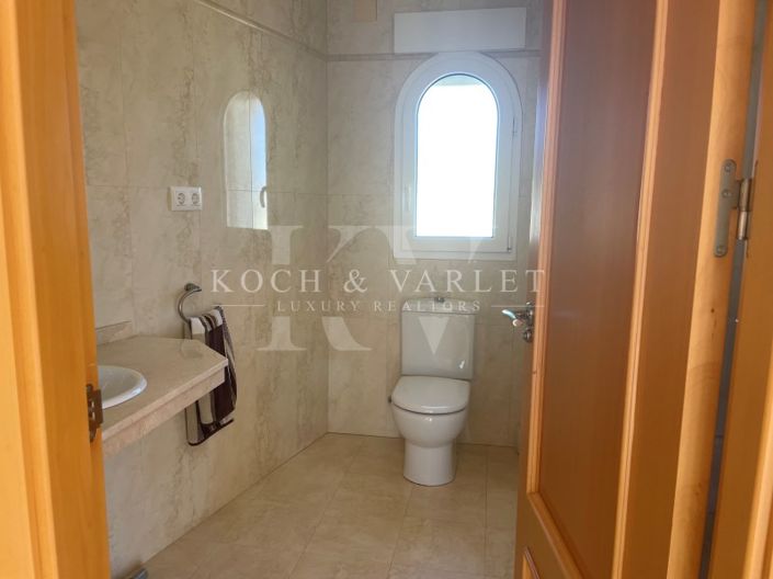 Image No.15-6 Bed Villa for sale