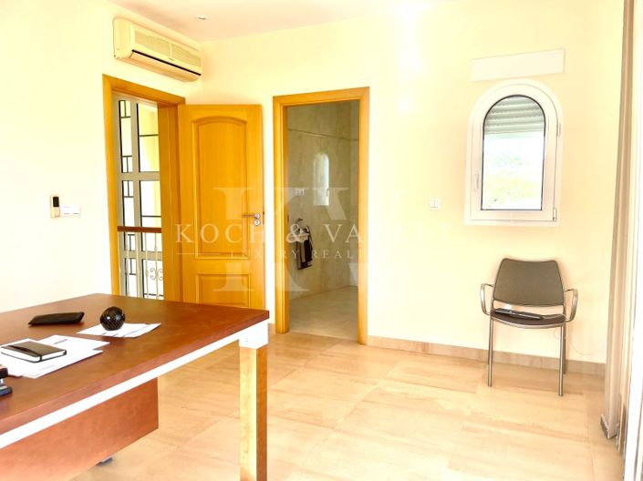 Image No.16-6 Bed Villa for sale