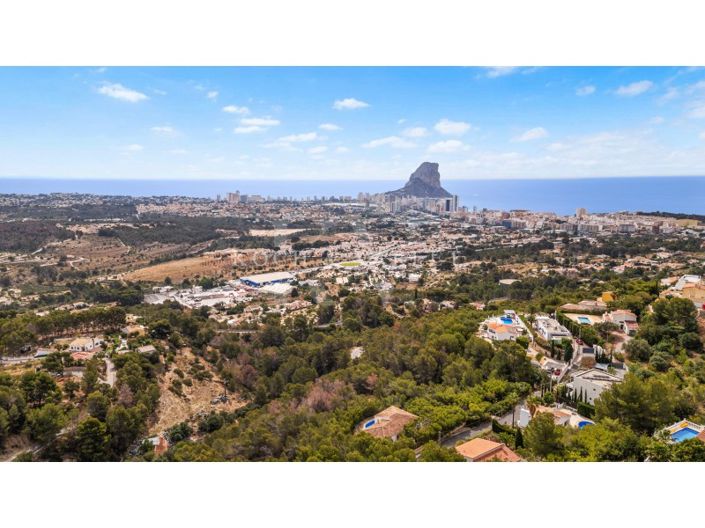 Image No.2-Villa de 4 chambres à vendre à Calpe