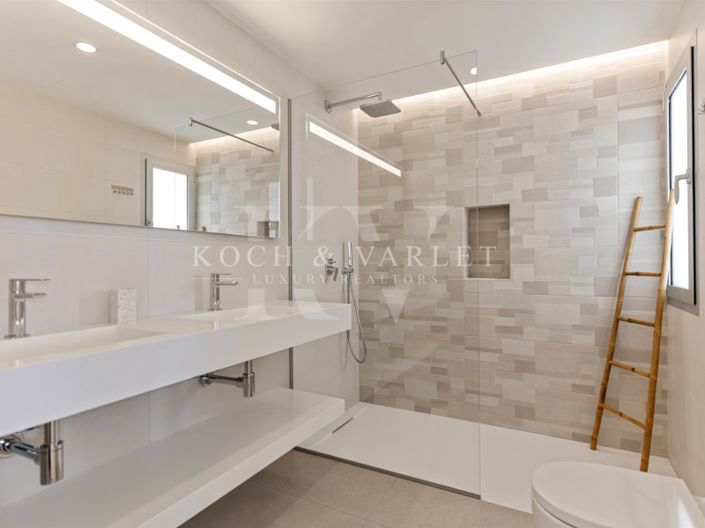 Image No.28-4 Bed Villa for sale