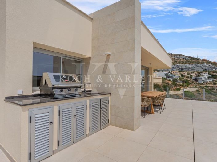 Image No.38-4 Bed Villa for sale