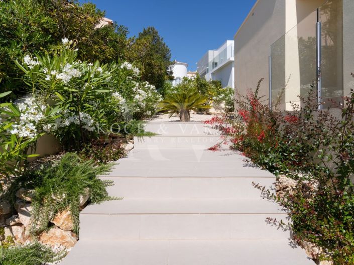 Image No.48-4 Bed Villa for sale