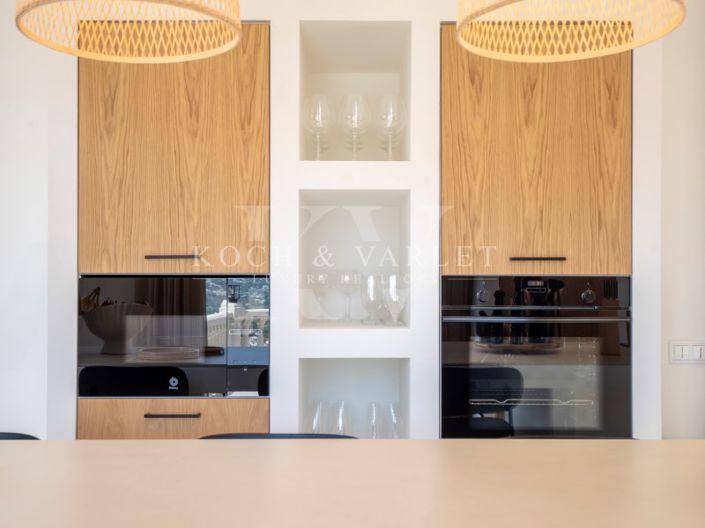 Image No.18-9 Bed Villa for sale