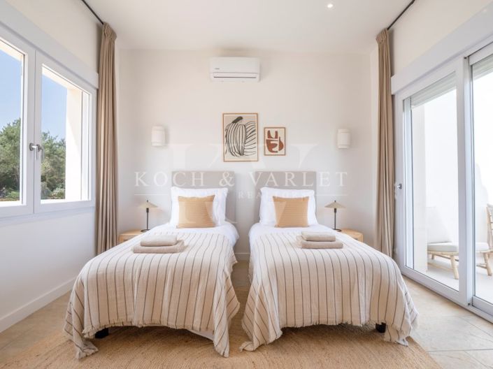 Image No.29-9 Bed Villa for sale