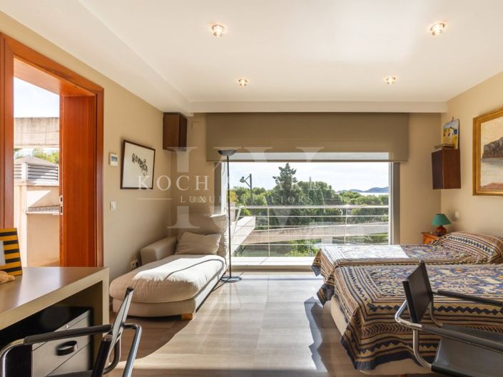 Image No.33-7 Bed Villa for sale