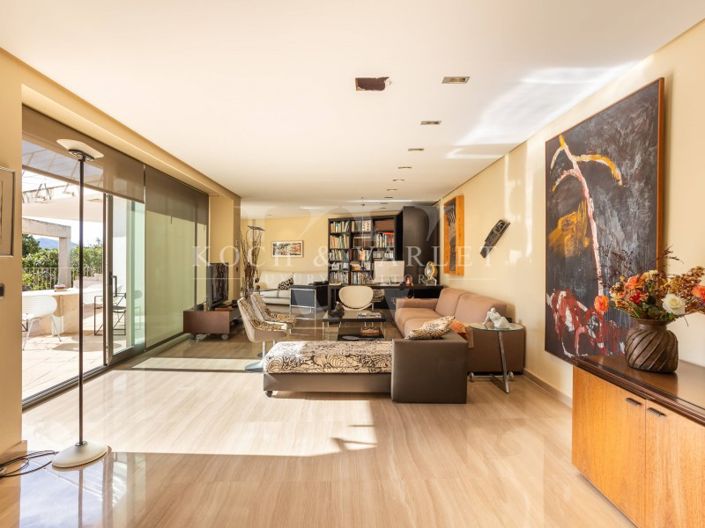 Image No.7-7 Bed Villa for sale