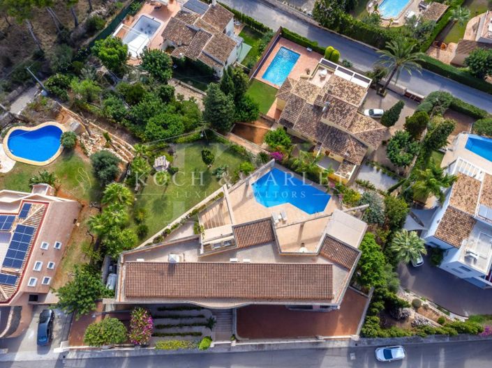 Image No.81-7 Bed Villa for sale