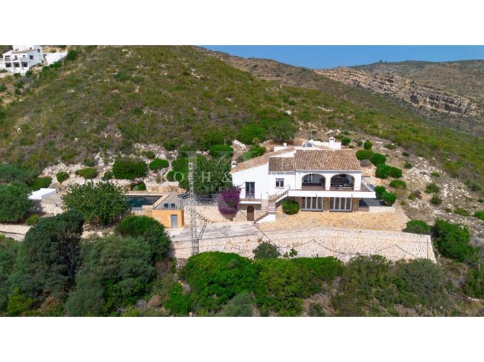 Image No.60-5 Bed Villa for sale