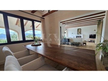 id4d879401-0000-0500-0000-000015010d44