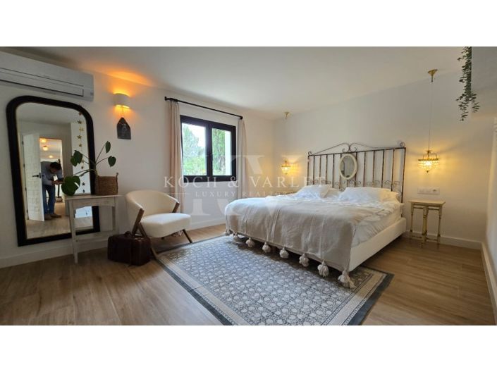 Image No.17-5 Bed Villa for sale