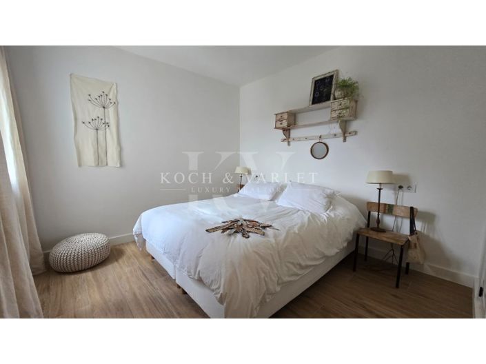 Image No.20-5 Bed Villa for sale