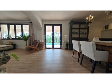 id4d879401-0000-0500-0000-000015010d41