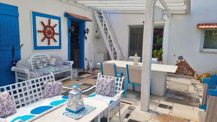 Image No.47-3 Bed Villa / Detached for sale