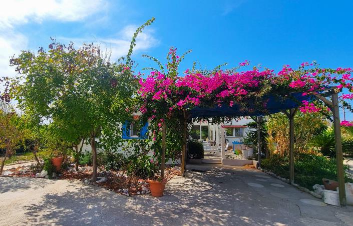 Image No.12-3 Bed Villa / Detached for sale