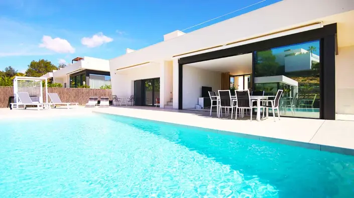 Image No.3-3 Bed Villa / Detached for sale