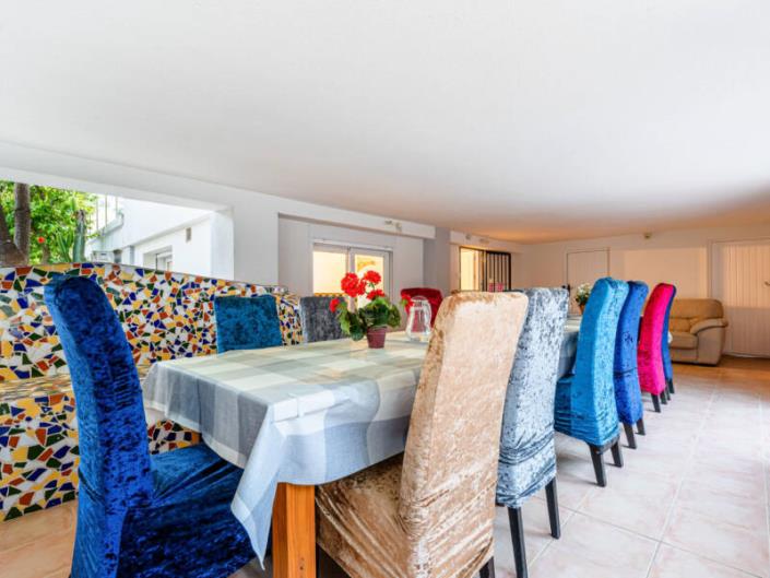 Image No.20-10 Bed Villa / Detached for sale