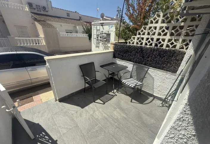 Image No.2-Bungalow de 1 chambre à vendre à Torrevieja