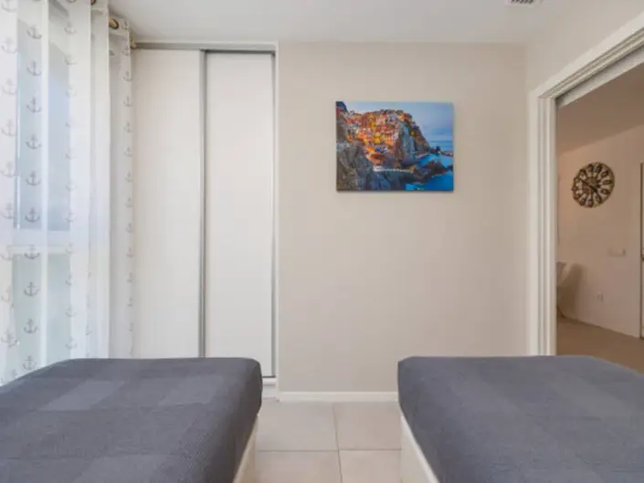 Image No.27-2 Bed Apartment for sale